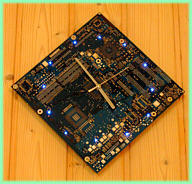 Mainboard-Uhr